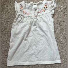 Size 5t. Washed But Never Worn. Adorable Floral Embroidery. Embroidered Cotton Top For Playtime, Embroidered Summer Tops For Playtime, Embroidered Top, Floral Embroidery, Kids Shirts, Shirts Tops, Top Blouse, Blouses, Embroidery