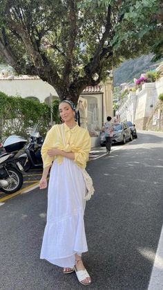 Hijabi Summer Outfits 2023, Modest Fashion Vacation, Modest Walking Outfits, Modest Beach Holiday Outfits, Hijab Casual Outfit Summer, Summer Outfits For Hijab 2023, Summer 2023 Outfits Modest, Hijabi Beach Wear, Hijabs Holiday Outfit