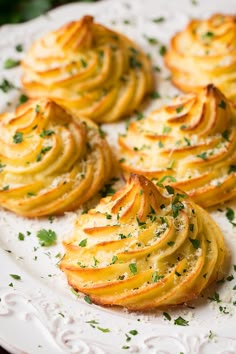 baked potato chips with parmesan cheese and herbs