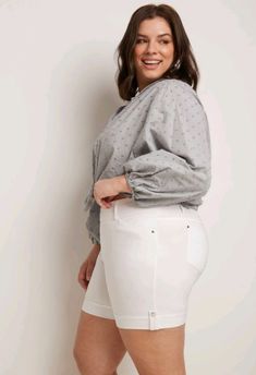 Faux Snap, Dressy Shorts, Curvy Women Outfits, New Best Friend, Curvy Plus Size, Plus Size Shorts, Late Night