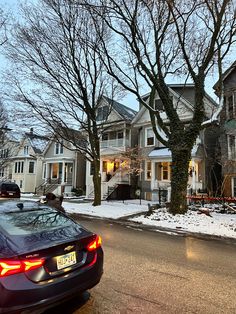 snowy day in the suburbs of chicago Chicago Suburbs Houses, Chicago Suburbs Aesthetic, American Suburbs Aesthetic, Snowy Suburbs, Suburbs Aesthetic, Snowy Chicago, American Suburbs, Chicago Snow, Chicago Airport