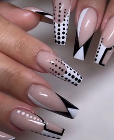 Pink Black And White Nails Design, Grey Black And White Nails, Nail Designs With French Tip, Silver And Black Nails, White And Black Nails, Nail Sunny, Black And White Nail Designs, Black And White Nails, Sassy Nails