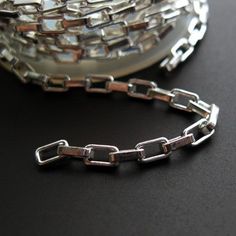 Material: 925 Sterling silver made in Italy.Size: 4.5 mm long *2.5mm wide, 0.8mm thickness.Weight: 6 gram per foot.Quantity: 36 inches or 3 feet.Model:1010405% less than regular price, buy more and save more !This chain is available in:Oxidized Sterling Silver: https://www.etsy.com/listing/50962190For different quantities of this chain, click here: https://www.etsy.com/listing/196053784================HOW TO FINISH================To turn this beautiful, unique chain into a necklace, bracelet or Rings Bands, Wholesale Silver Jewelry, Mens Silver Necklace, Sterling Silver Chain Necklace, Sterling Jewelry, Foot Jewelry, Silver Accessories, 925 Sterling Silver Chain, 925 Silver Jewelry