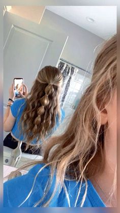 Easy Hairstyles For Long Hair Pictures, Up Do Simple Hairstyles, Fun Hair Ideas For Long Hair, Hair For Music Festivals, Cute Easy Hairstyles For Straight Hair Half Up Half Down, Cute Hairstyles With Straight Hair Ideas, Half Up Half Down Hair With Ponytail, Easy And Fun Hairstyles, Birthday Hairstyles Wavy Hair