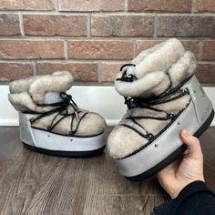 No Lowballs Or You Will Be Blocked Real Fur Moon Boots Great Condition, Labeled " Eu 37/38, Us 5/6" But It Could Fit A Size 7 As Well Some Tiny Marks And Minor Wear, Only Worn A Couple Times Moon Boots Fur, Fur Moon Boots, Boots Fur, Clothes Wishlist, Moon Boots, Jimmy Choo Shoes, Real Fur, Winter Rain, Jimmy Choo