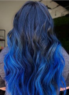 Black and Blue Hair Color Ideas For Trending Tresses