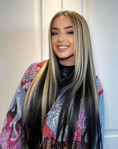 45 Gorgeous Hair Highlight Ideas for Every Base Shade Black To Blonde Hair, Color Block Hair, Long Hair Highlights, Two Tone Hair, Highlight Ideas, Hair Highlight, Hair Color Streaks, Dyed Blonde Hair, Dyed Hair Inspiration