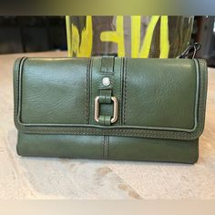 Super Soft Luxury Green Genuine Leather Flap Wallet By Fossil Brand. Never Used, Non Smoker, No Pets - Back Zipper Pocket - Interior Has Cc Slots, Id Window, Bill Slots - Removable Checkbook Cover Inside - Leather And Fabric Lining Interior - Tiny Scratch On Front From Storage, Can See In Closeup Photo Trifold Wallet With Cell Phone Pocket, Rectangular Coin Purse With Fold Over Clasp For Everyday, Rectangular Wallets With Snap Closure For Daily Use, Rectangular Wallets With Snap Closure, Green Everyday Trifold Wallet, Green Leather Wallet With Cell Phone Pocket, Classic Green Trifold Wallet For Everyday Use, Green Rectangular Wallet With Cell Phone Pocket, Classic Green Wallet For Daily Use