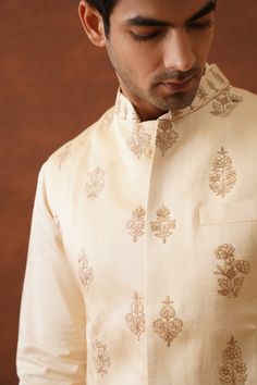 Discover the sophisticated Cream Embroidered Nehru Jacket with Kurta Pajama for men. Perfect for any occasion, this embroidered Nehru jacket blends tradition with style. Buy online now! Nehru Jacket With Kurta, Kurta Pajama For Men, Pajama For Men, Diwali Party, Cape Jacket, Nehru Jacket, Kurta Pajama, Nehru Jackets, Indian Summer