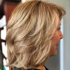 Wavy Layered Haircuts, Over 60 Hairstyles, Medium Layered Haircuts, Medium Length Hair Cuts, Layered Haircuts, Short Hairstyles For Women