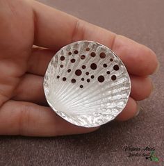 Shell Brooch  Contemporary Silver Brooch Silver Shell Pendant For Beach, Silver Beach Pendant Shell, Handmade Silver Round Shell, Broches Jewelry, Marine Jewelry, Shell Brooch, Brooch Design, Clay Inspo, Silver Clay