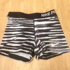 Back And White Striped Nike Pro Spandex Never Worn, Size Small Nike Pros Collection, Nike Pro Spandex Shorts, Nike Signs, Nike Pro Spandex, Nike Design, Nike Pro Women, Nike Pro Shorts, Mens Lifestyle, Spandex Shorts