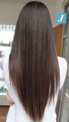 V Cute Hair Hairstyles, Long Dark Straight Hairstyles, V Layers Long Hair, Longhair Haircut Straight, Layers For Long Hair Straight, Long Layered Hair Straight, Long Straight Hair With Layers, V Cut Hairstyle