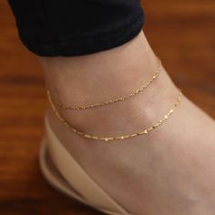 "Singapore Chain, Gold Chain Anklet, 14K Solid Gold Anklet, Simple Twist Chain Anklet, Layering Jewelry ≫ Product Details ◈ Handmade / Handcrafted Fine Jewelry ◈ Thickness: 1.00mm ◈ Metal: Solid 14K Gold ◈ Gold Color: White gold, Yellow gold ◈ Chain Length: 9\" ~ 11\" ≫ Please read our FAQ below for more detail." Delicate Chain Yellow Gold Anklet, Yellow Gold Delicate Chain Anklet, Elegant Yellow Gold Anklets With Delicate Chain, Elegant Gold Chain Anklet, Elegant Yellow Gold Chain Anklets, Gold Chain Anklet, Ankle Bracelets Gold, Anklets Indian, Layering Jewelry