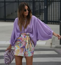 @boho_addict Colorful Skirt Outfits, Outfits Calor, Riviera Fashion, Dubai Outfits, Outfit Verano, Tropical Fashion, Bright Fashion, Boho Chic Outfits, Closet Fashion