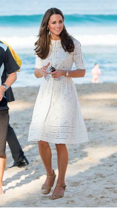 Vévodkyně Kate, Anglaise Dress, Zimmerman Dress, Fashion Notes, Manly Beach, Kate Middleton Outfits, Middleton Style, Dresses Australia, White Eyelet Dress