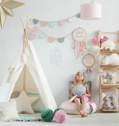 Teepee tent Teepee Tents Kids - Kids Teepee - Play Tent - Teepee tent - Childrens Teepee Play Teepee - Kids Teepee Play Tent"beige" by MoiMili on Etsy Modern Nursery Design, Diy Teepee, Teepee Play Tent, Kids Interior Design, House Lamp, Nursery Lamp