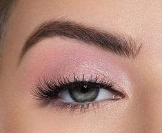 Makeup With Just Eyeshadow, Pale Pink Eye Makeup, Soft Glam Makeup Pink Eyeshadow, Pink Sparkly Eyeshadow Looks, Pink Makeup Looks Easy, Light Pink Smokey Eye, Baby Pink Eye Makeup, Light Pink Eye Shadow, Simple Pink Makeup Looks