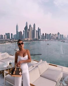 Doha Outfit, Luxury Vibes, Outfit Verano, Luxury Lifestyle Fashion, Luxury Lifestyle Women, Dubai Style