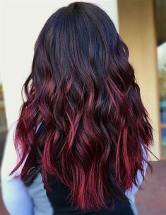 Beach Vibes & Rainbow Hair! ️ Perfect Summer Combo! Red Burgundy Hair Color, Burgundy Red Hair, Hair Color Red Ombre, Maroon Hair, Hair Color Burgundy, Red Brown Hair, Ombré Hair