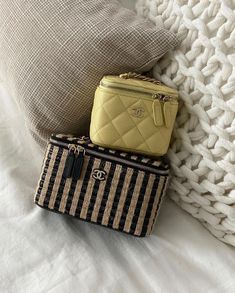 Bag Obsession, Luxury Aesthetic, Pretty Bags, Celine Bag, Cute Bags, Vintage Chanel, Chanel Handbags, App Store, Apple Music