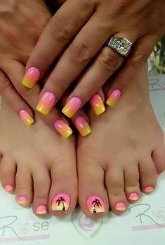 Great Toe Nail Beach Design Summer toe nails, Beach toe nails, Vacation nails Beach Toe Nails, Yellow Nail, Tropical Nails, Cute Toe Nails