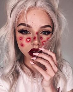 Festival Fashion Outfit, Halloween Make-up Looks, Nagel Design, Followers Instagram, Valentines Day Makeup, Valentines Makeup, Red Makeup, Beauty Make-up