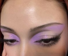 Maquillage On Fleek, Purple Makeup, Dope Makeup, Purple Eyeshadow, Edgy Makeup, Makeup Eye Looks, Creative Eye Makeup