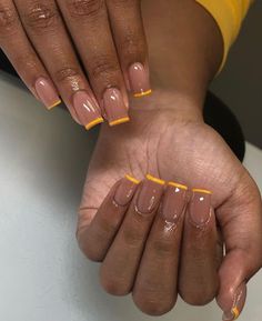 Acrylic Nail Designs For Work, Nail Art For Short Nails, Art For Short Nails, Nail Art Easy, Nail Art Inspo, Brown Acrylic Nails, Nail Art Tips