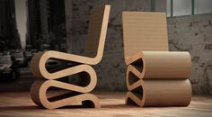 Desktop / WhiteMenu / Wiggle Side Chair Cardboard Furniture Design, Cardboard Chair, Sculptural Chair, Iconic Chairs, Frank Gehry, Wooden Side Table, Cardboard Furniture, Cool Chairs, Kids Chairs