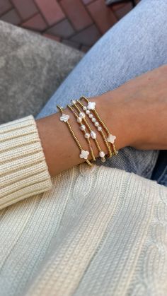 clover bracelet – ivory moon Cute Bracelet Stacks, Simple Bracelet Ideas, Pretty Jewelry Necklaces, Clover Bracelet, Stacking Bracelets, Bow Bracelet, Jewelry Accessories Ideas, Jewelry Essentials