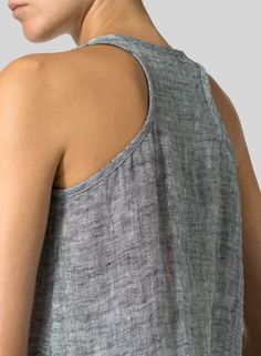 Two Tone Layered Linen Cropped Tank Top Casual Linen Tank Vest, Casual Linen Vest Top, Casual Everyday Linen Vest, Summer Linen Vest For Layering, Summer Layering Linen Vest, Linen Sleeveless Vest For Layering, Effortless Summer Layering Tank Top, Effortless Tank Top For Summer Layering, Summer Linen Tank Top For Layering