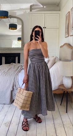 Couture Mode, American Beauty, Gingham Dress, Outfits Casuales, Look Fashion, Pretty Dresses, Spring Summer Fashion