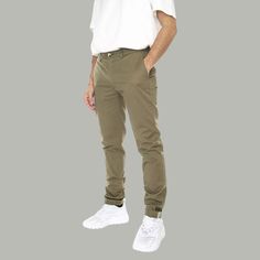 Nwt. Ben Sherman Signature Skinny Stretch Chino Olive. 38/32 Size. Regular Fit Zip And Button Closure Side Pockets Solid Colour 97% Cotton / 3% Elastane Ben Sherman Men's Pants - Comfort Stretch Straight Leg Chinos Will Be Your Favorite Pair Of Pants. They Are Fashionable For Matching With A Fresh Pair Of Kicks And Your Favorite Shirts Or Sweaters. Fitted Khaki Long Pants, Casual Fitted Straight Work Pants, Stretch Straight Pants With Button Closure, Fitted Bottoms For Business Casual, Chino Cotton Twill Pants With Belt Loops For Work, Slim Fit Cotton Bottoms For Business Casual, Slim Fit Casual Dress Pants, Casual Mid-rise Chinos With Belt Loops, Slim Fit Casual Dress Trousers