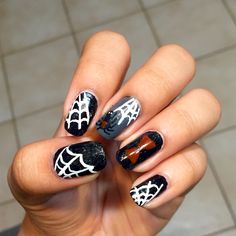 Blak widow spider nails Spider Nails, Widow Spider