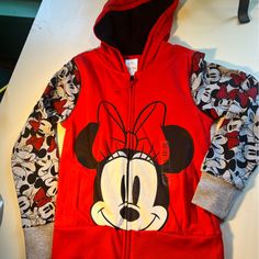 Disney Minnie Mouse Hooded Sweatshirt. Never Worn. Still Has Tags. Mickey Mouse Long Sleeve Fleece Hoodie, Mickey Mouse Fleece Hoodie, Mickey Mouse Fleece Hoodie With Long Sleeves, Red Cartoon Print Hoodie For Winter, Mickey Mouse Hoodie Top For Winter, Mickey Mouse Winter Hoodie Top, Winter Mickey Mouse Hoodie Top, Red Long Sleeve Mickey Mouse Sweatshirt, Disney Mickey Mouse Hoodie