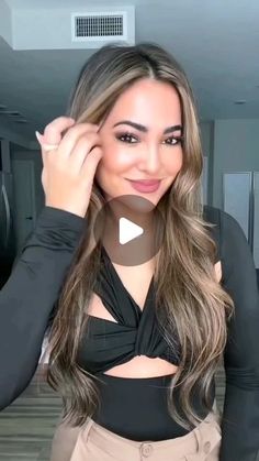 Hairstyles | Makeups on Instagram: "Amazing 😍❤️
(via: @linanoory )

No Copyright Infringement Intended
•
For the owners, if you don’t want your video to be posted on our page, please contact us in DM where we will answer within minutes and we will delete your video. Thank you ❤️
•
#hairstyleideas #videohair #braidtutorial #hairtutorialvideo #hairvideotutorial #hairstyletutorial #braidoftheday #braidsofinstagram #hairglamvideos #tutorialhairdo #hairvideoshow #naturalhairtutorial #tutorialhair #cutehairstyles #marcbeauty #tutorialvideo #braidinglife #hairofinstgram #braidinspo #hairdecoration #hairstylevideo #longhairstyles #hairspo" Natural Hair Tutorials, Style Hairstyle, Hair Tutorials For Medium Hair, Hair Videos Tutorials, March 25, Hair Maintenance, Hair Dos, Hair Videos, Hair Updos