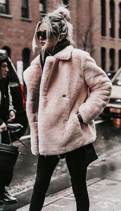 winterwear Winter Outfits Street Style, Street Style New York, New York Outfits, Quoi Porter, Winter Mode, Street Style Winter, Winter Trends, Fashion Week Street Style, Summer Fashion Outfits