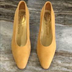 These Are Charles Jourdan Yellow Suede Pumps. They Are Super Comfortable They Are Size 8 1/2 Us. Bought In Paris. Been Worn 3-5 Times. The Suede Is Perfect And There Are The Smallest Scuff Marks Which Are Pictured. I Love The Structure Of The Heel. The Leather Is Butter Soft. Yellow Pumps, Charles Jourdan, Vintage Suede, Suede Pumps, Shoes Women Heels, Shoes Heels, Butter, Pumps, I Love