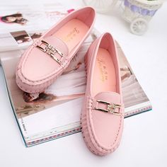 Shipping: Worldwide Express Shipping AvailableDelivery time: 7-15Days Fast ShippingReturns: Fast refund, 100% Money Back Guarantee.Brand Name: LBLGYFlats Type: LoafersUpper Material: PUToe Shape: Round ToeOrigin: Mainland ChinaSeason: SummerOccasion: CasualClosure Type: Lace-upItem Type: FlatsFashion Element: SewingDepartment Name: AdultStyle: Korean StyleOutsole Material: RubberInsole Material: PUPattern Type: SolidModel Number: 213456Fit: Fits true to size, take your normal sizeLining Material Blue Low Heels, Nurse Shoes, Nude Boots, Women Casual Flats, Soft Sandals, Women's Flat Shoes, Leather Loafers Women, Loafers Women, Buckle Ankle Boots