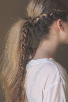 16 Quick and Easy School Hairstyle Ideas - Secrets of Stylish Women #hairstyles Cute School Hairstyles, Hairstyles For Everyday, Messy Braids, Easy Hairstyles For School, Easy Hairstyles For Medium Hair, School Hair, Braided Ponytail Hairstyles, Back To School Hairstyles, School Hairstyles