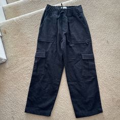 Brand New Without Tags. Size 9 Super Soft! Girls Cargo Pants, Cargo Pants Color, Zara Girl, Pants Color, Kids Bottoms, Cargo Pants, Kids Shop, Zara, Brand New