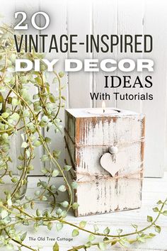 If you love vintage-looking decor and saving money with DIYsyou'll find lots of ideas with tutorials here Free French Country Printables, Vintage Craft Room Decor, Diy Box Decorating Ideas, Faux Candles Decor, Vintage Farmhouse Decor Kitchen, Vintage Crafts Diy, Vintage Diy Projects, Diy Rustic Decor Ideas, Chicken Wire Decor