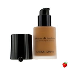 Giorgio Armani Luminous Silk Foundation - # 10 30ml/1oz #GiorgioArmani #MakeUp Giorgio Armani Luminous Silk Foundation, Armani Luminous Silk Foundation, Dewy Makeup Tutorial, Armani Luminous Silk, Kardashian Makeup, Giorgio Armani Luminous Silk, Luminous Silk Foundation, Beauty Products Gifts, Mineral Eyeshadow