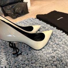 Off White Ysl (Saint Laurent) Pumps Only Worn A Few Times Girls Shoes, Shoes Women Heels, Yves Saint Laurent, Shoes Heels, Saint Laurent, Off White, Pumps, Women Shoes, Heels