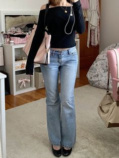 Basic Work Outfits Casual, Wide Legged Jeans Outfit Winter, Outfits For Wide Ribcage, Shein Classy Outfits, Femine Outfit Casual, Classy Simple Outfits, Daily Casual Outfits For Women, Cute Outfits Girly, Girly Fashion Aesthetic