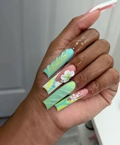 Mint Green Acrylic Nails Design, Mint Green Acrylic Nails, 18th Nails, Med Nails, Acrylic Nails Yellow, 22nd Bday, Fye Nails, Mint Green Nails, Green Acrylic Nails