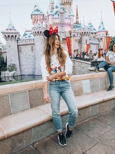 Cute Disney World Outfits Women, Comfy Disney Outfits, Disneyland Winter, Disneyland Ootd, Disneyworld Outfits, Disney Parks Outfits, Disney Ootd, Disneyland Travel, What To Wear To Disney