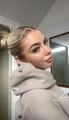 Slick Hairstyles Braids, Slip Back Hair, Cute Slick Back Hairstyles, Sleek Hairdo, Hoodie Hairstyles, College Hairstyles, Slick Hairstyles, Work Hairstyles, Cotton Clothing