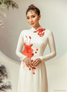 Ao Dai Traditional, Bridal Ao Dai, Red Details, Dream Dresses, White Bridal, Red Accents, Gorgeous Gowns, Ao Dai, Bridal Dress